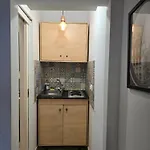 Gorgeous Studio In City Center